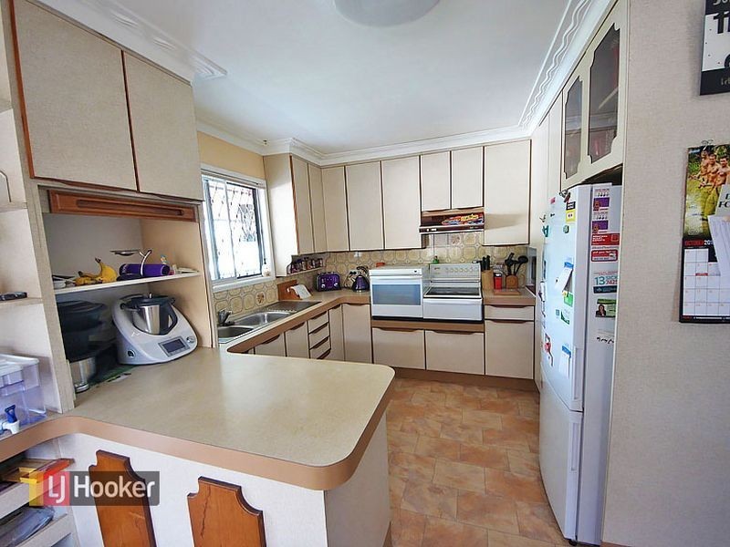 8 Johnson Street, Kallangur QLD 4503