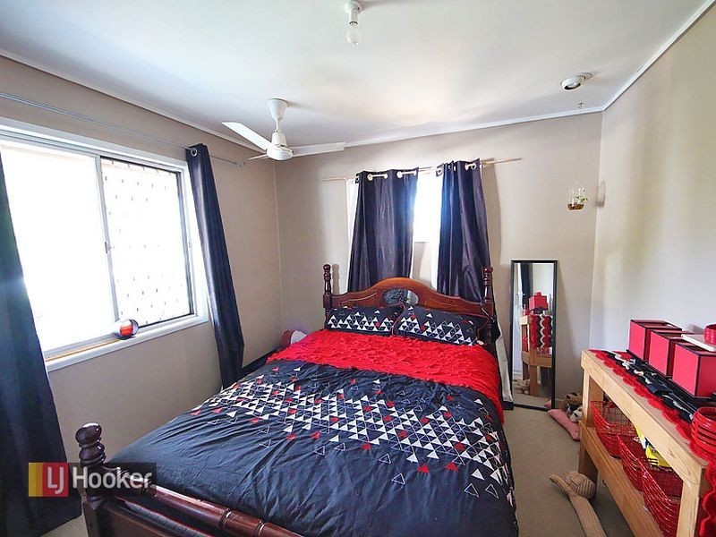 8 Johnson Street, Kallangur QLD 4503