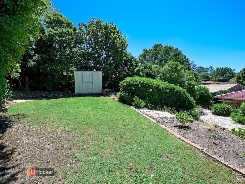 45 Eucumbene Drive, Petrie QLD 4502