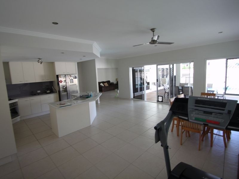 North Lakes QLD 4509