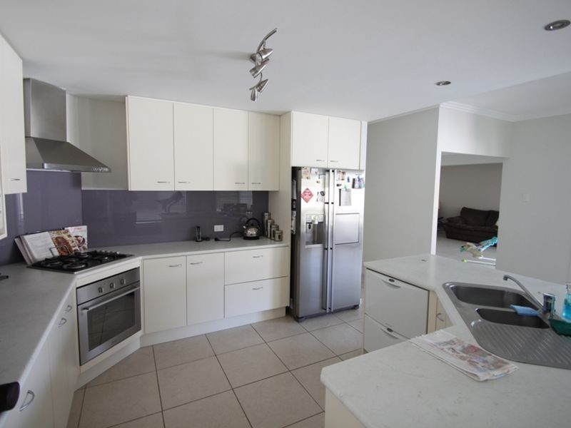 North Lakes QLD 4509