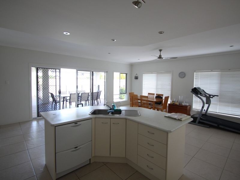 North Lakes QLD 4509