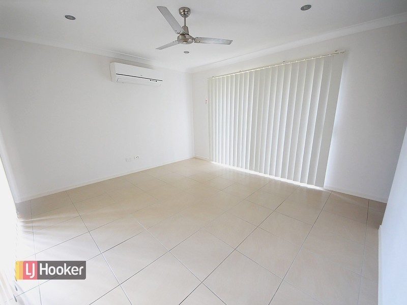 30 Bowerbird Crescent, Dakabin QLD 4503