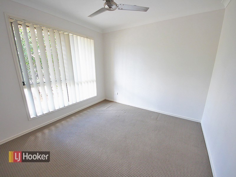 30 Bowerbird Crescent, Dakabin QLD 4503