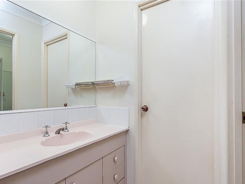 92 Allison Drive, Kallangur QLD 4503