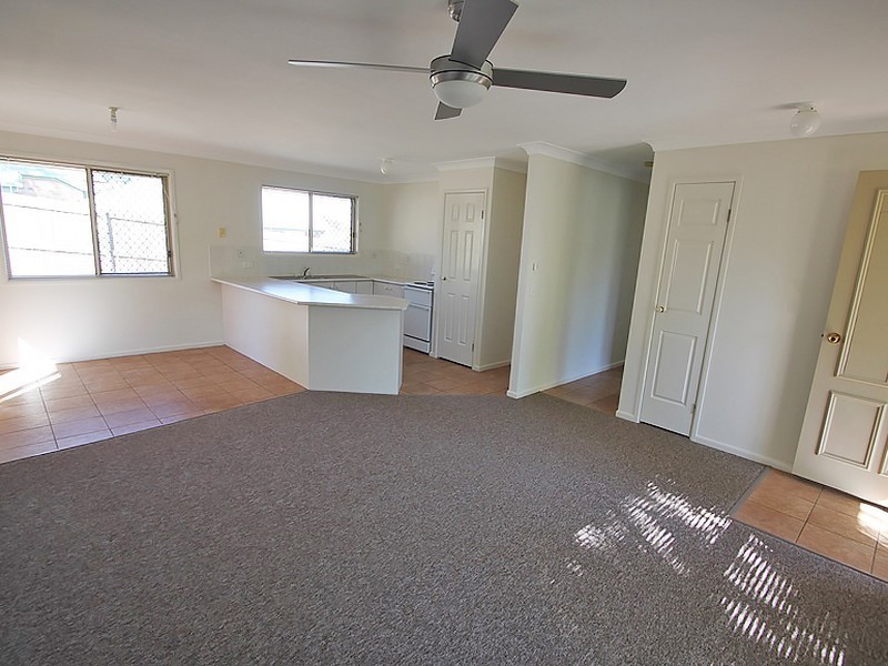 8 Roper Place, Kallangur QLD 4503