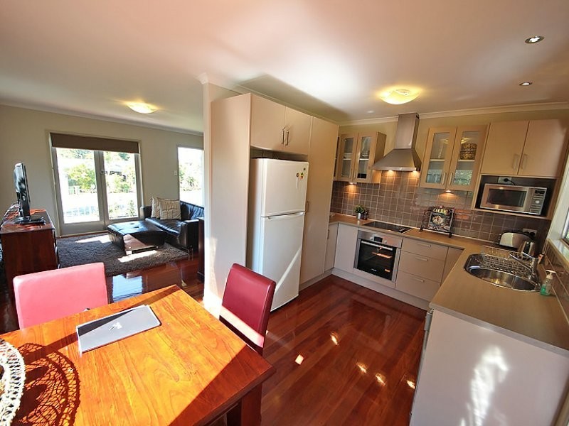 25 Sheehan Street, Kallangur QLD 4503