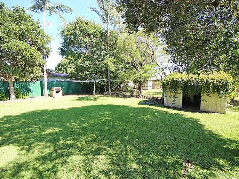 25 Sheehan Street, Kallangur QLD 4503
