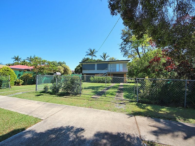 25 Sheehan Street, Kallangur QLD 4503