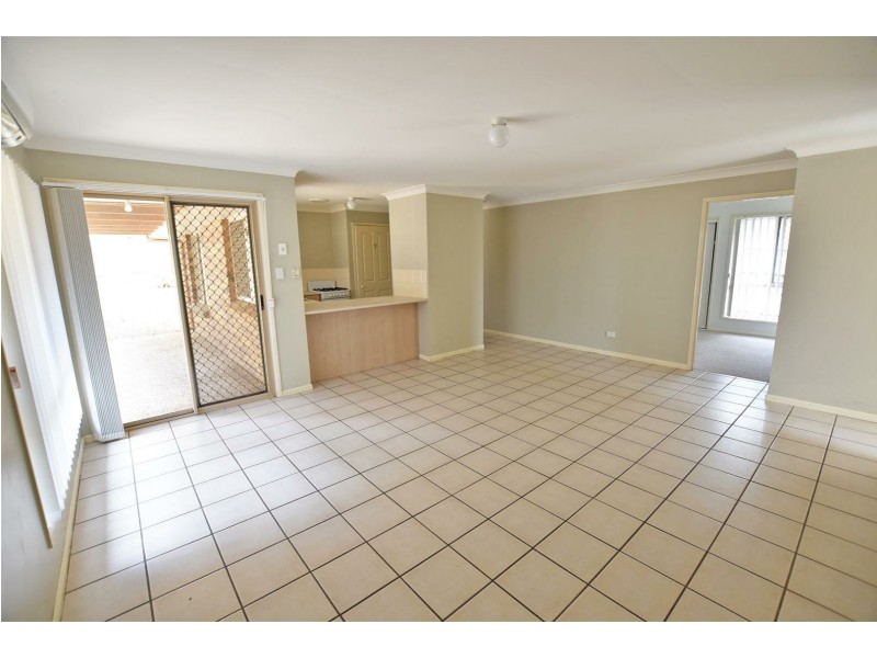 12 Bilinga Place, Kallangur QLD 4503