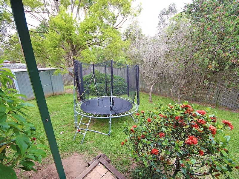 12 Wood Court, Kallangur QLD 4503