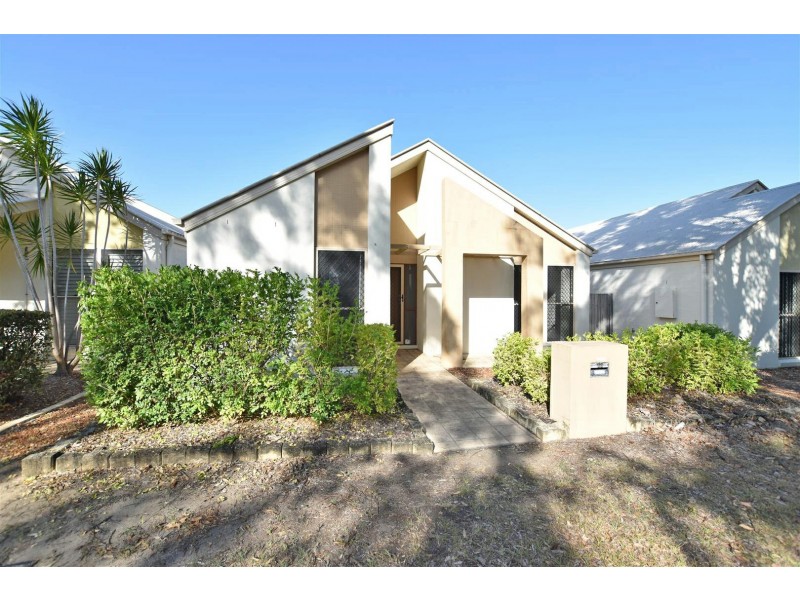 22 Pinnock Crescent, North Lakes QLD 4509