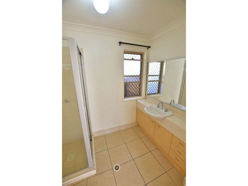 22 Pinnock Crescent, North Lakes QLD 4509