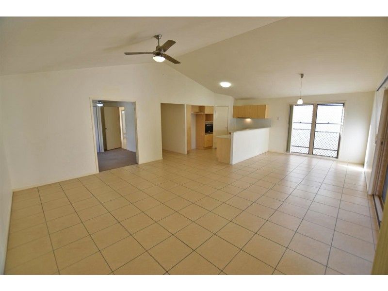 22 Pinnock Crescent, North Lakes QLD 4509