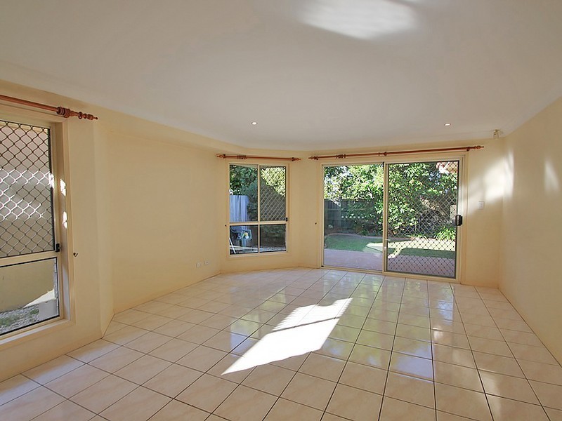 8 Duggan Street, North Lakes QLD 4509