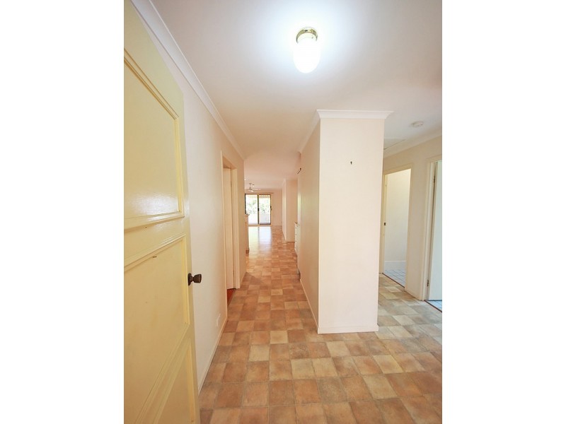 28 Walton Crescent, Murrumba Downs QLD 4503