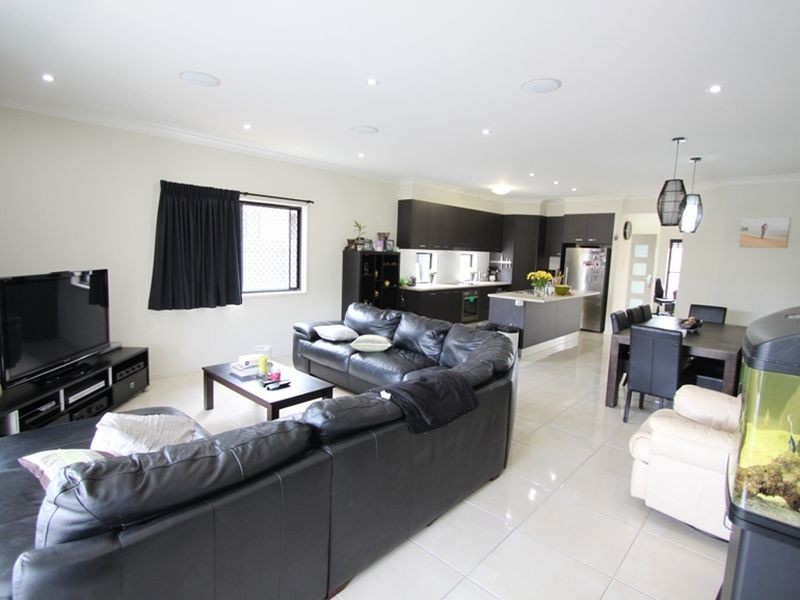 North Lakes QLD 4509
