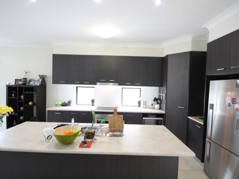 North Lakes QLD 4509