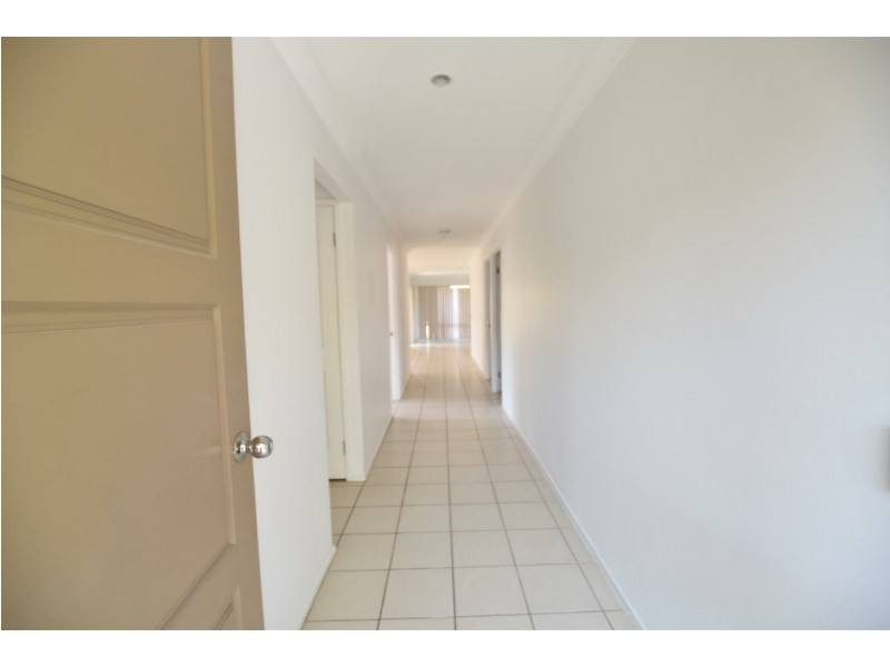 10 Diamond Avenue, Kallangur QLD 4503