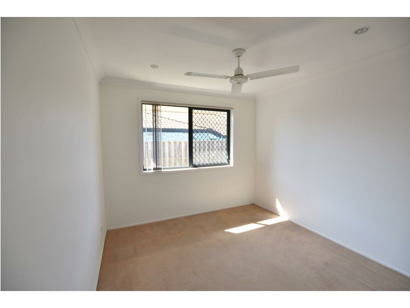 10 Diamond Avenue, Kallangur QLD 4503