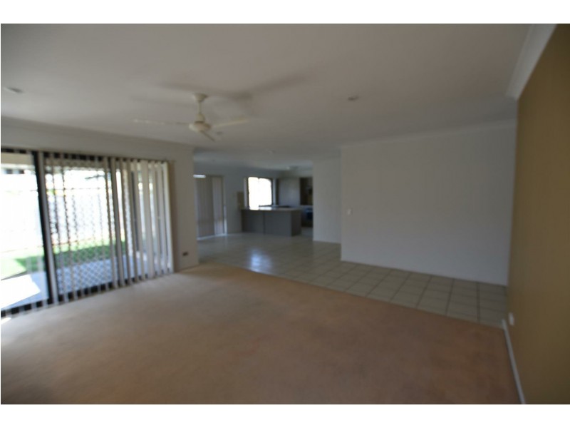 10 Diamond Avenue, Kallangur QLD 4503