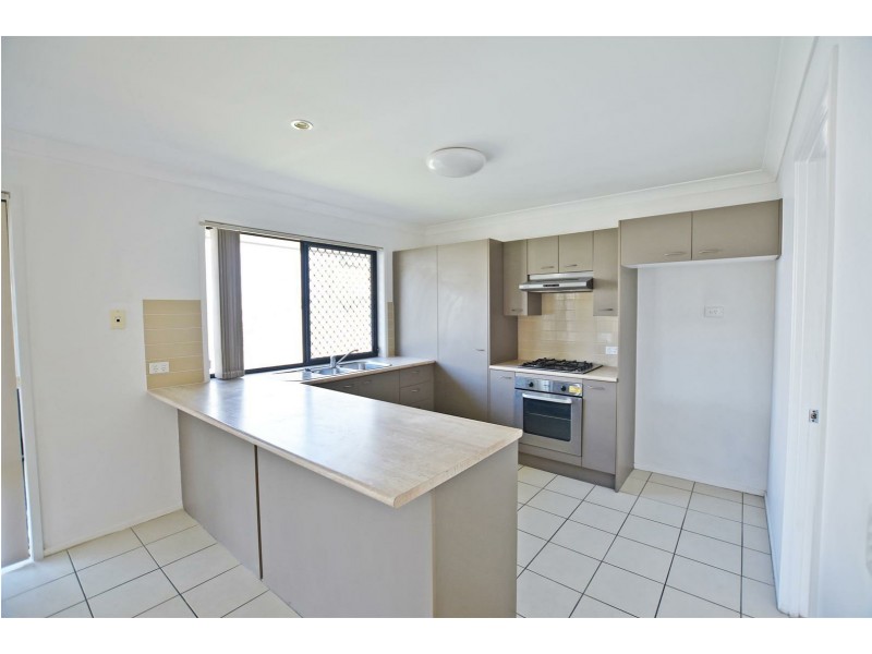 10 Diamond Avenue, Kallangur QLD 4503