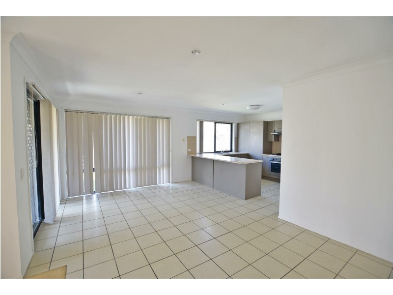 10 Diamond Avenue, Kallangur QLD 4503