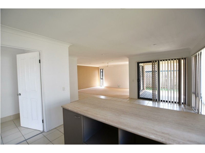 10 Diamond Avenue, Kallangur QLD 4503