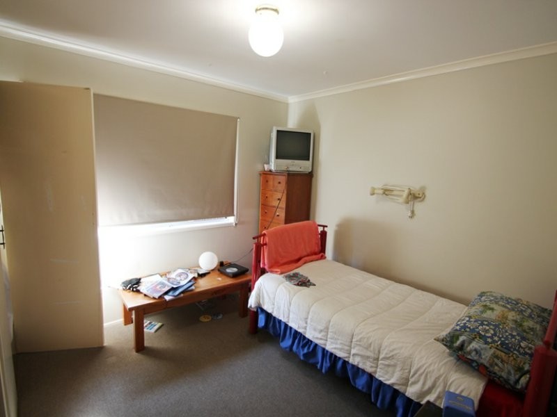 10 Andracia Street, Kallangur QLD 4503