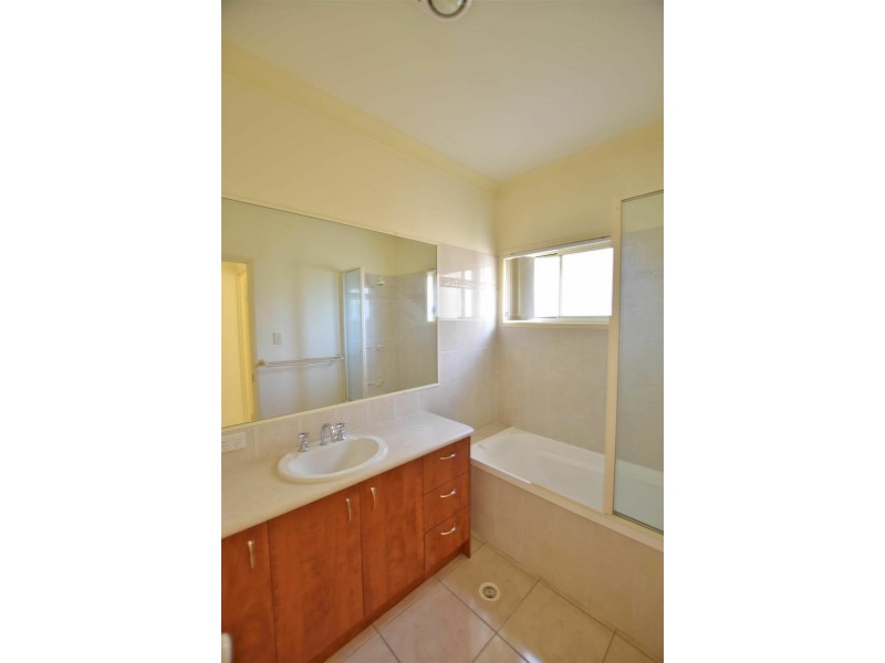 30 Heathcote Avenue, North Lakes QLD 4509