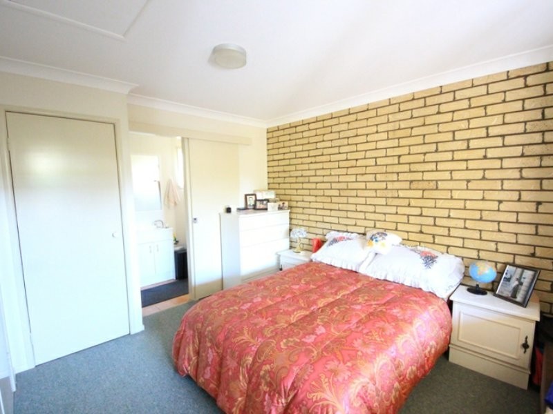 2/35 Beattie Street, Kallangur QLD 4503