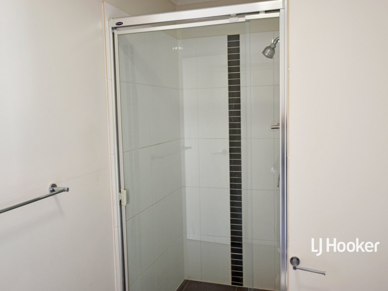 32 Donnegal Drive, Kallangur QLD 4503