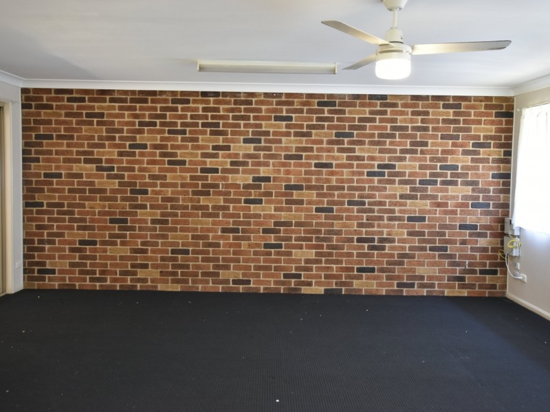 32 Donnegal Drive, Kallangur QLD 4503