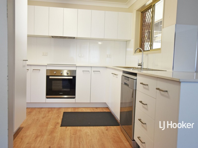 32 Donnegal Drive, Kallangur QLD 4503