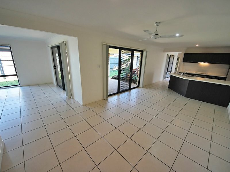 36 Garden Terrace, Kallangur QLD 4503