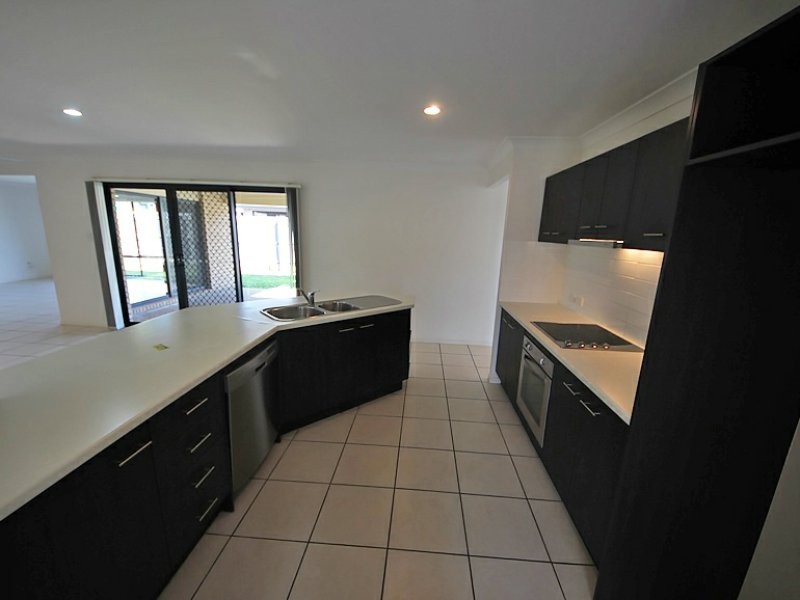 36 Garden Terrace, Kallangur QLD 4503