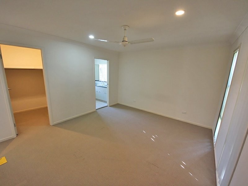 36 Garden Terrace, Kallangur QLD 4503