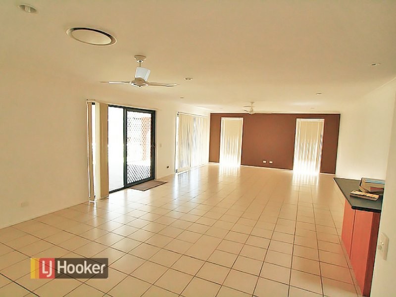 5 Melissa Court, Kallangur QLD 4503