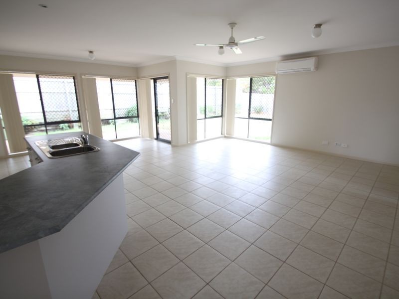 North Lakes QLD 4509