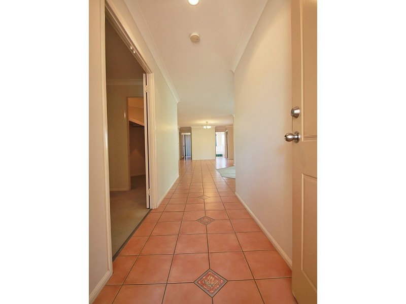 6 Yaraki Court, Murrumba Downs QLD 4503