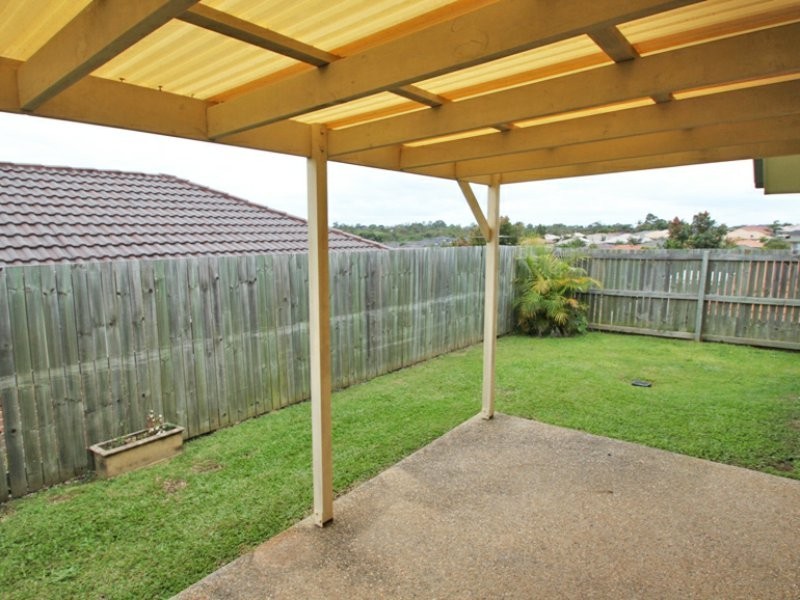 7 Chantrey Court, Kallangur QLD 4503