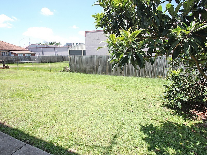 Unit 3/3 Storey Road, Kallangur QLD 4503