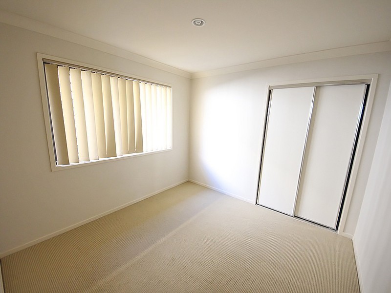 2 Leafwing Street, Kallangur QLD 4503