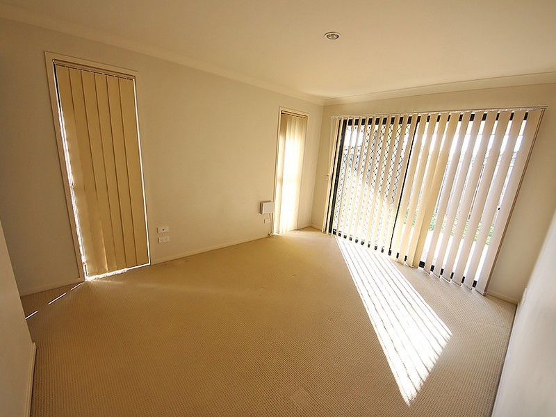 2 Leafwing Street, Kallangur QLD 4503