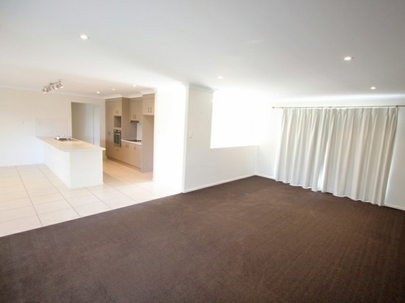 29 Skipton Circuit, Kallangur QLD 4503