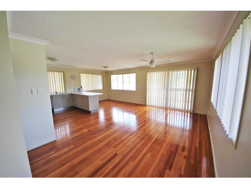 19 Gabrielle Court, Kallangur QLD 4503