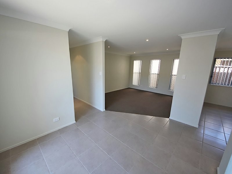 56 Ascot Crescent, Kallangur QLD 4503