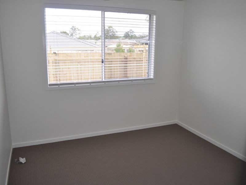 Unit 2/5 Diane Parade, Kallangur QLD 4503