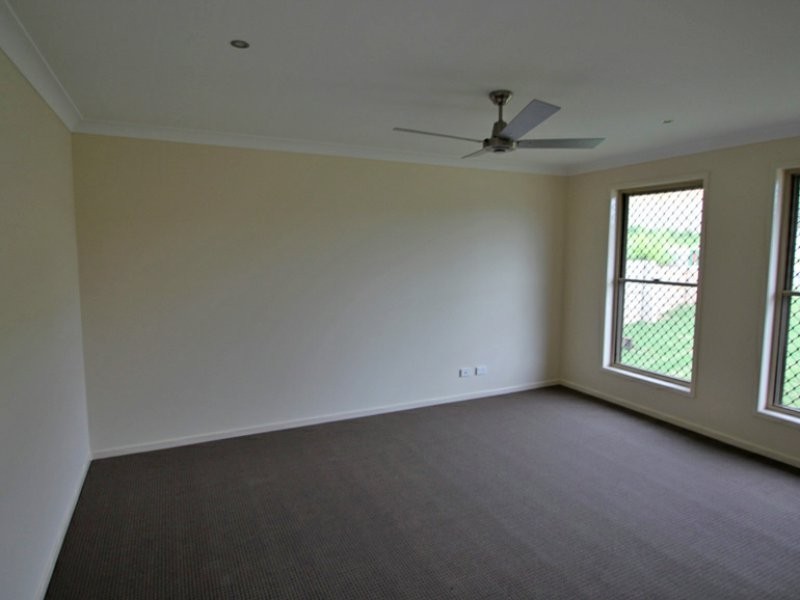 5 Apache Street, Dakabin QLD 4503