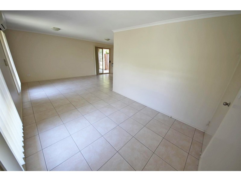 Unit 1/4 Sylvester Drive, Kallangur QLD 4503